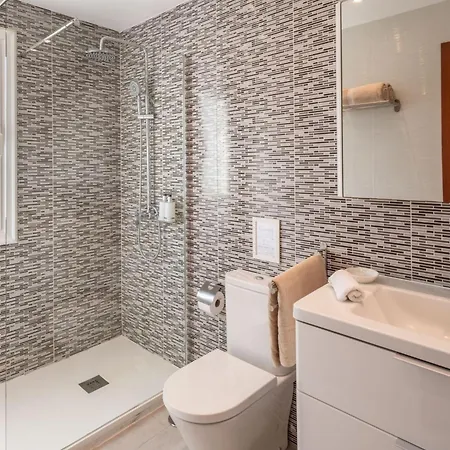 Villa Alay By Buenavilla